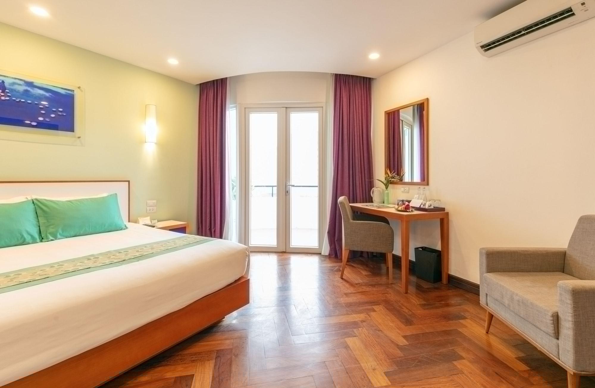 Emm Hotel
